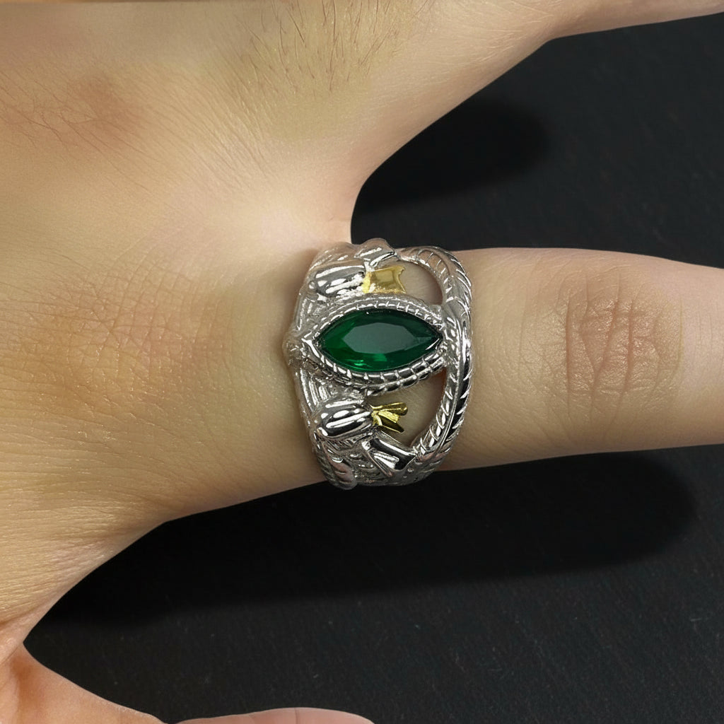 S925 Sterling Silver & Emerald Zircon Lord of the Rings Aragorn of Barahir Ring - Lord of the Rings -