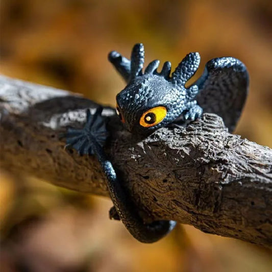 How to Train Your Dragon Toothless or Light Fury Punk Ring - Lovez Aqua© -