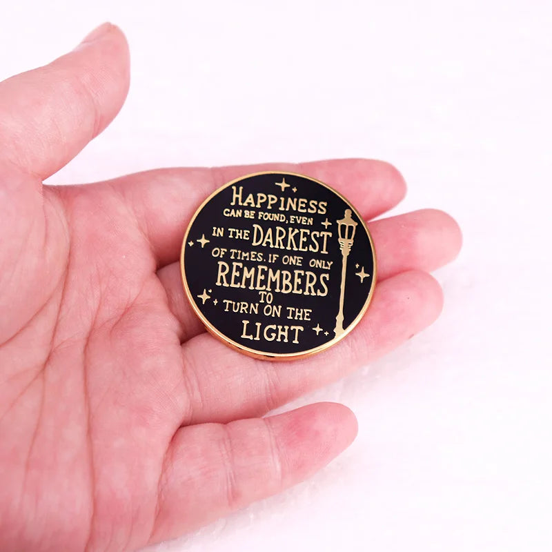 Harry Potter "Happiness Can Be Found Even in the Darkest of Times" Brooch - Harry Potter -