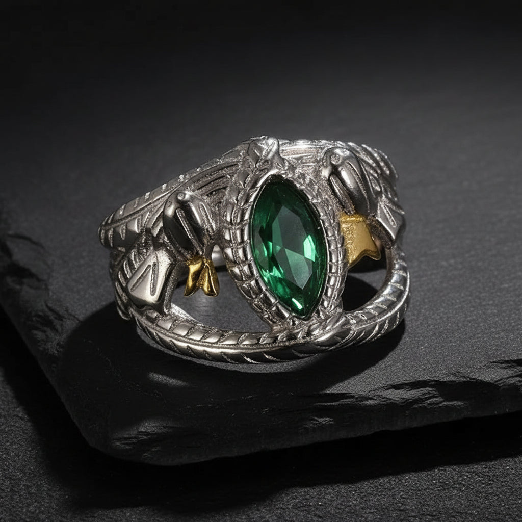 S925 Sterling Silver & Emerald Zircon Lord of the Rings Aragorn of Barahir Ring - Lord of the Rings -