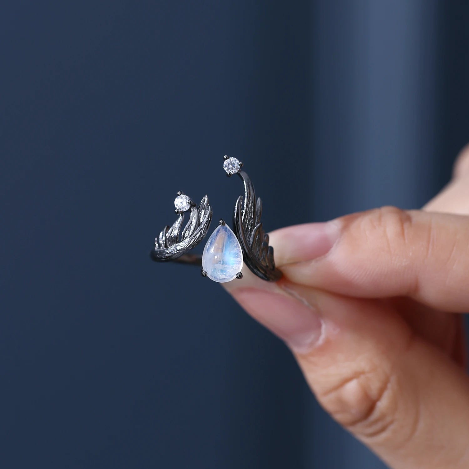 925 Sterling Silver & 1.43Ct Natural Amethyst Gemstone Angel Wings Ring - Lovez Aqua© -