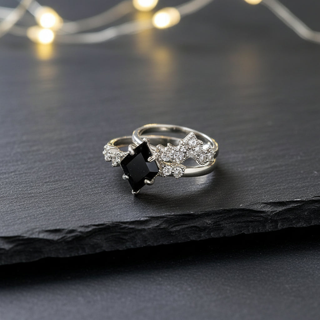 A Court of Thorns and Roses Inspired Gold Plated & Black Onyx Stone Vintage Ring - ACOTAR - Silver