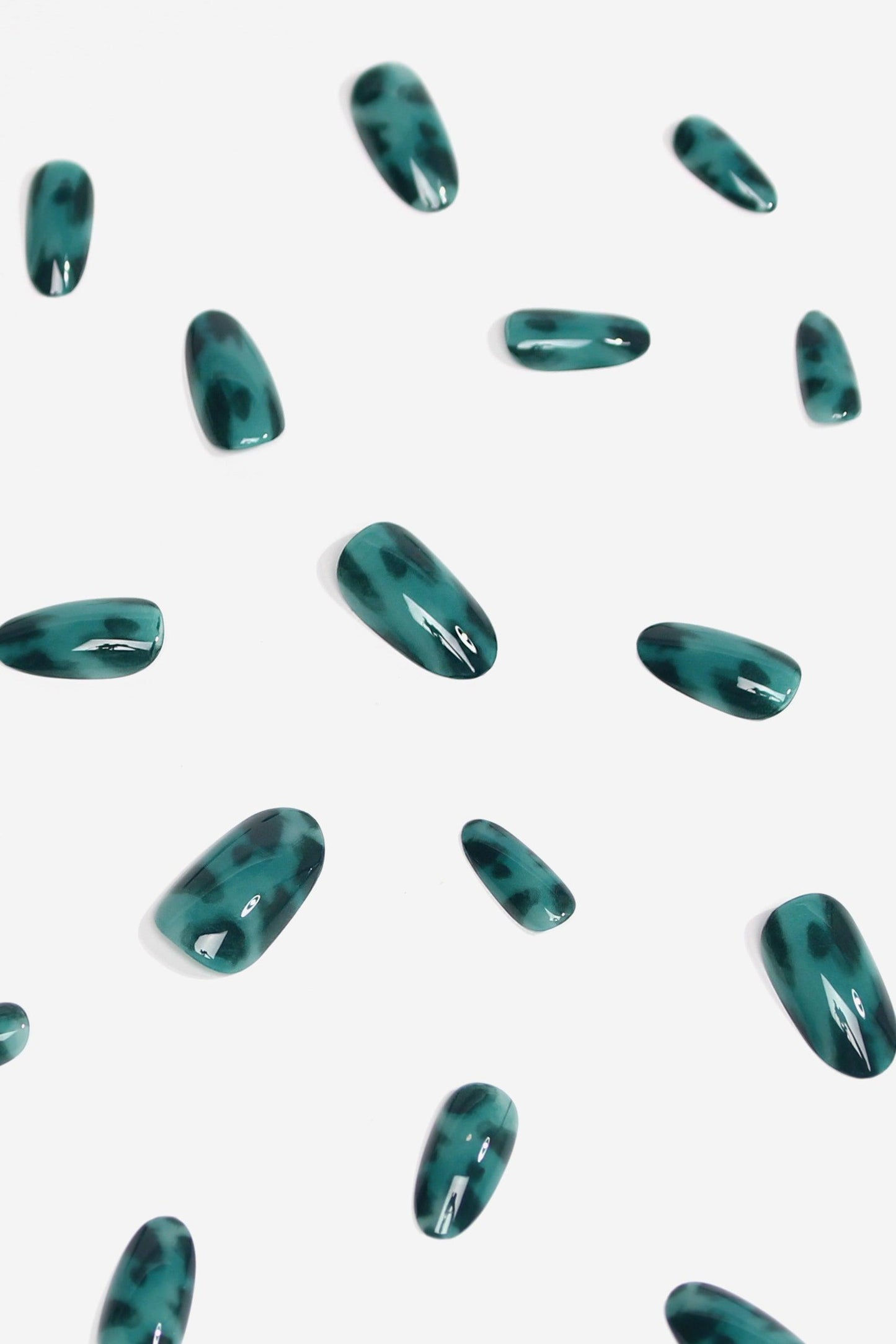 Emerald Jungle - Leopard Print Green Soft & Durable Press-On Nails (28 Pack) - Lovez Aqua© -