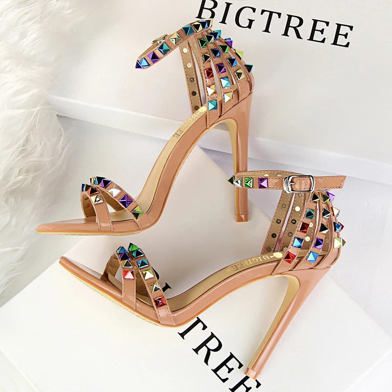 Women's Roman Style Hollow Cut Out Heeled Sandals with Colored Rivets