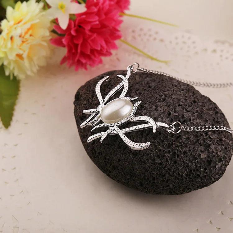 Lord of the Rings Lady Galadriel Faux Mother of Pearl & Silver Brooch Necklace - Lord of the Rings -