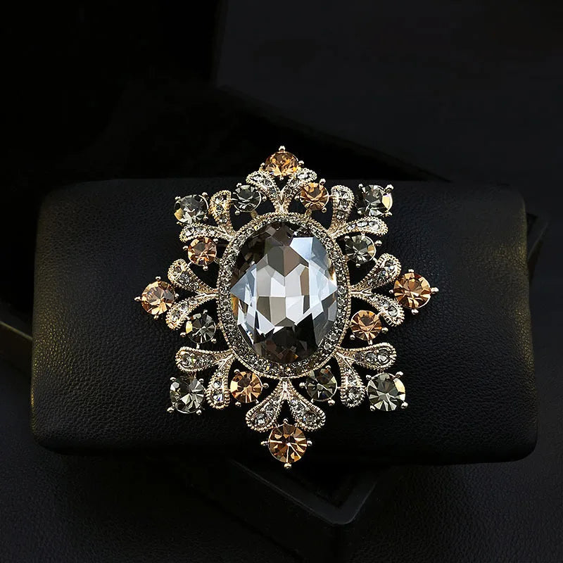 Women's Vintage Palace Style Floral Gemstone Embellished Baroque Brooch Pin