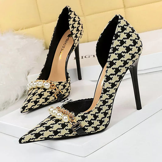Vintage Plaid Checkered Women's Stiletto High Heels with Pearl & Chain Detail