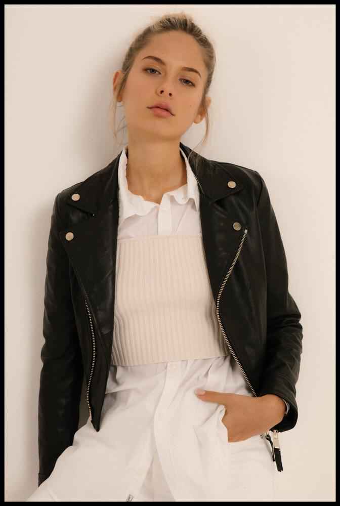 Women's Black Genuine Lambskin Leather Biker Jacket With Zipper