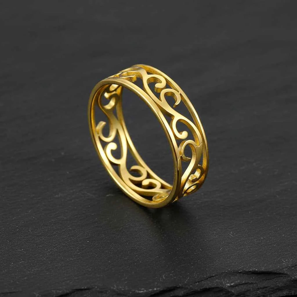 Women's Delicate Filigree Cutout Metallic Carved Ring