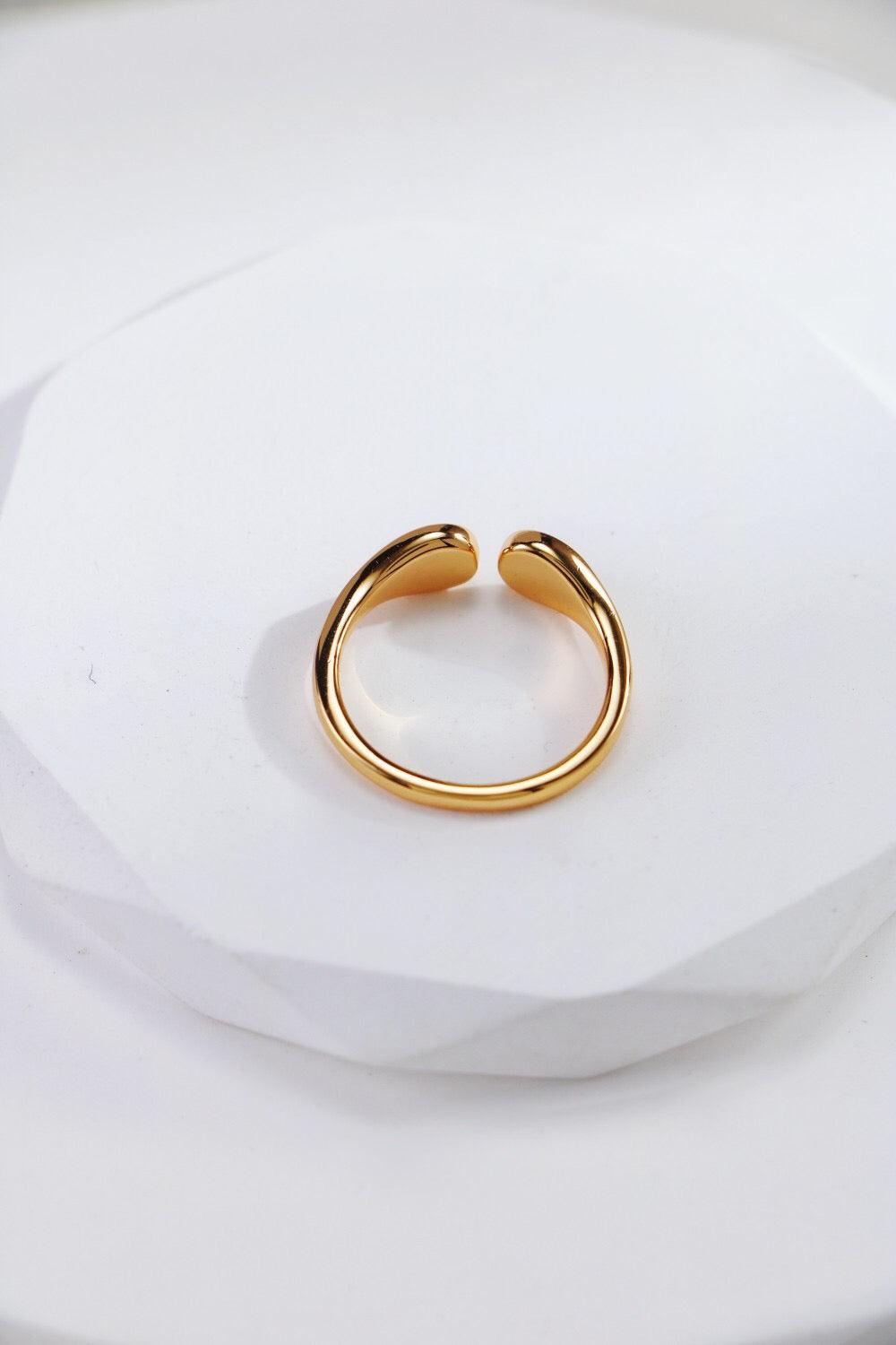 Women's Simple Red Heart Shaped 18ct Gold Vermeil Plated Ring - Lovez Aqua© -