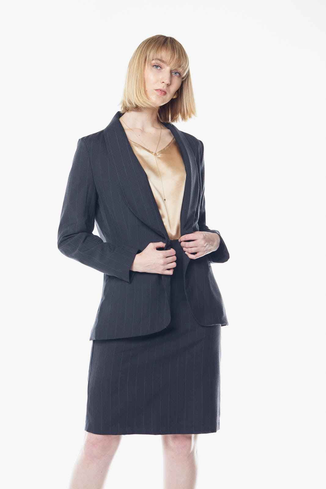 Women's Tailored Dark Gray Belted Woolen Blazer with Notched Lapel