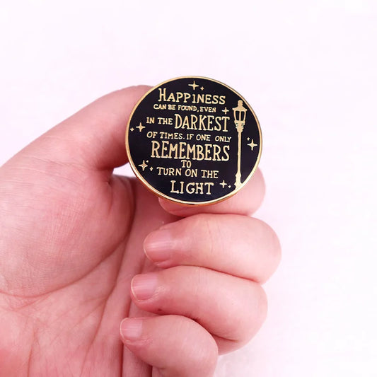 Harry Potter "Happiness Can Be Found Even in the Darkest of Times" Brooch - Harry Potter -