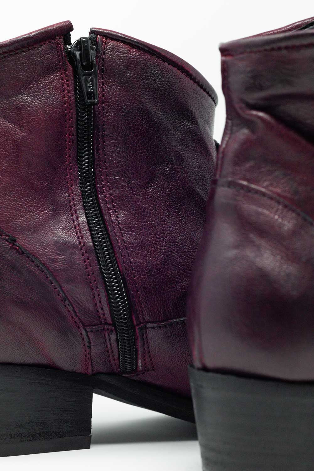 Textured Women's Western Style Genuine Leather Sock Maroon Boots - Lovez Aqua© -