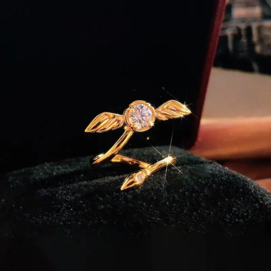 Harry Potter Quidditch Golden Snitch Rotatable Women's Ring with Rhinestone - Harry Potter - Gold