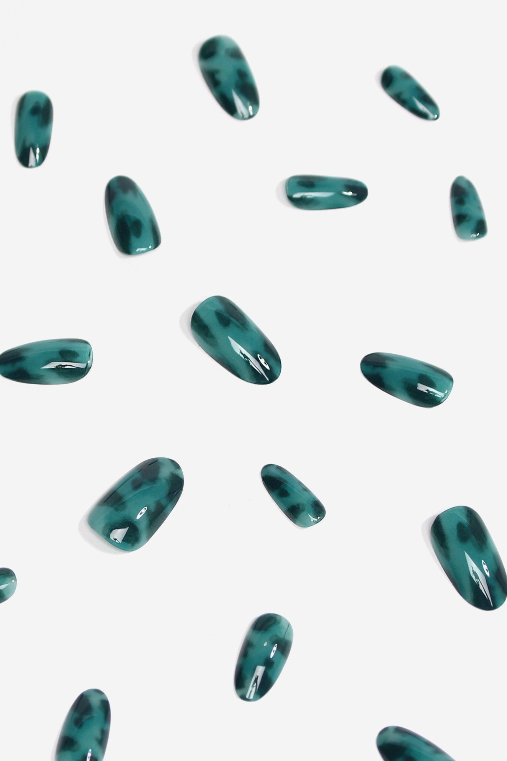 Emerald Jungle - Leopard Print Green Soft & Durable Press-On Nails (28 Pack) - Lovez Aqua© - 