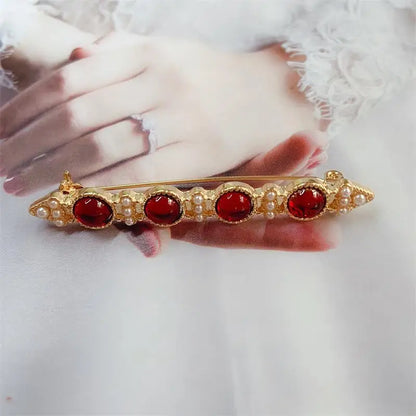 Women's Vintage Baroque Pearl & Gemstone Retro Palace Style Renaissance Brooch
