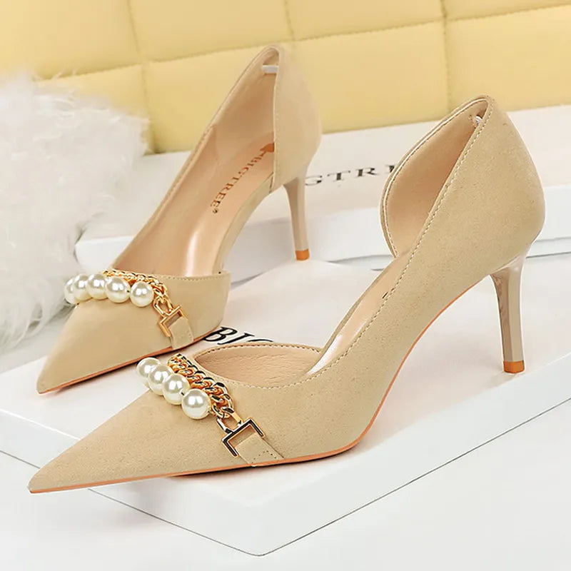 Vintage Plaid Checkered Women's Stiletto High Heels with Pearl & Chain Detail