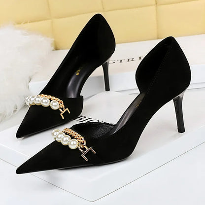 Vintage Plaid Checkered Women's Stiletto High Heels with Pearl & Chain Detail