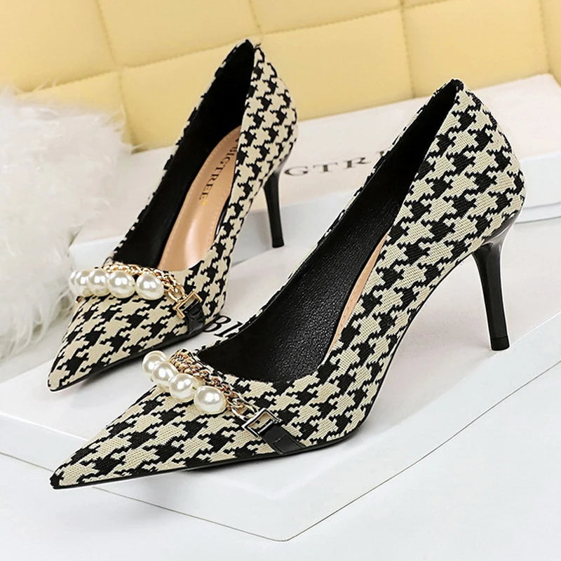 Vintage Plaid Checkered Women's Stiletto High Heels with Pearl & Chain Detail