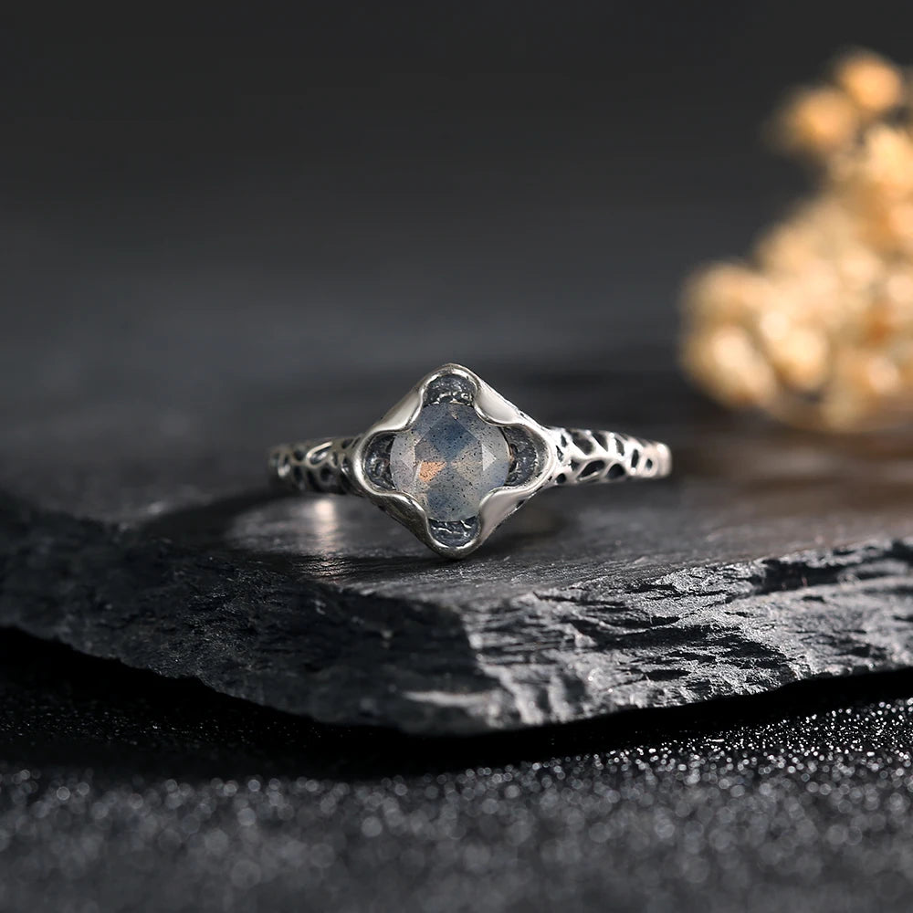 Women's S925 Sterling Silver Natural Moonstone Faceted Cut Gem Leopard Pattern Ring