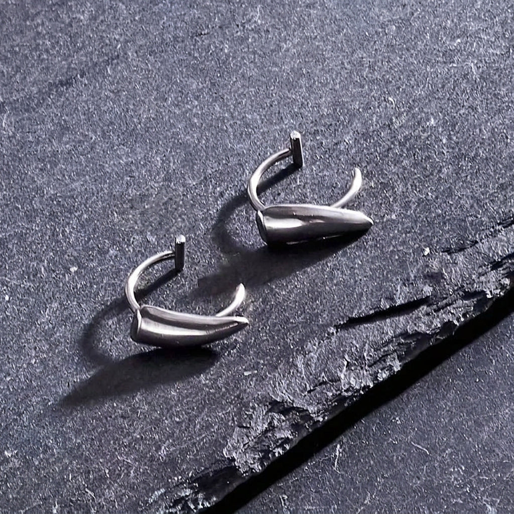 vampire fang lip ring, non piercing lip ring, fake snake bites, gothic lip cuff, fake lip piercing, vampire lip jewelry, black lip ring, silver lip ring, stainless steel lip cuff, gothic body jewelry, non piercing labret, snake bite lip jewelry, vampire accessories, Halloween lip jewelry, alternative fashion jewelry, punk lip cuff, fake fang piercing, gothic makeup accessory
