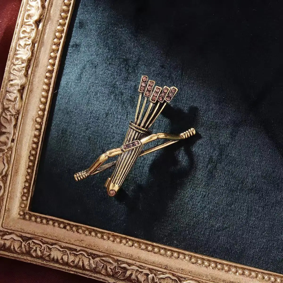 Women’s & Men’s Vintage Archer Bow and Arrow Brooch | Rhinestone Quiver Pin