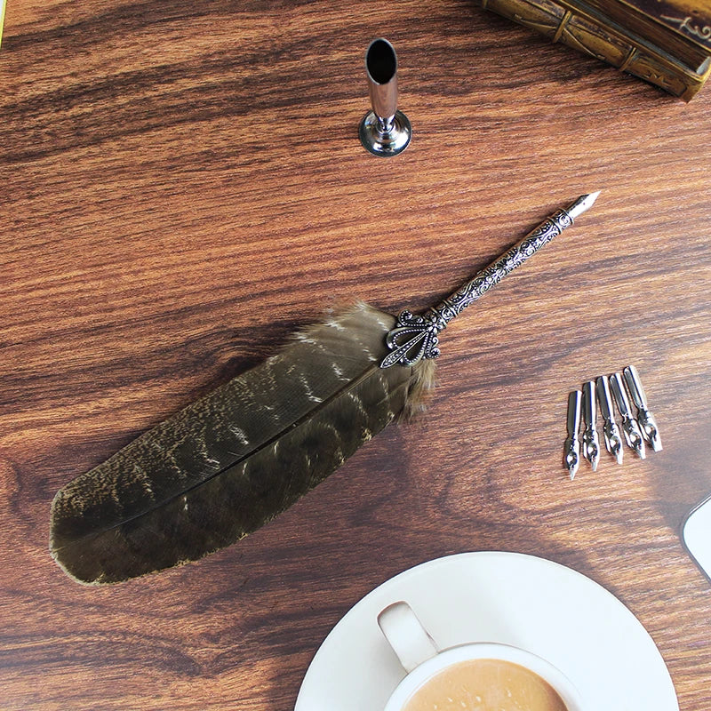 Harry Potter & the Chamber of Secrets Replica Feather Dip Quill Fountain Pen Set