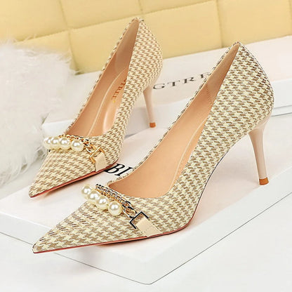 Vintage Plaid Checkered Women's Stiletto High Heels with Pearl & Chain Detail