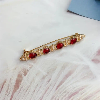 Women's Vintage Baroque Pearl & Gemstone Retro Palace Style Renaissance Brooch