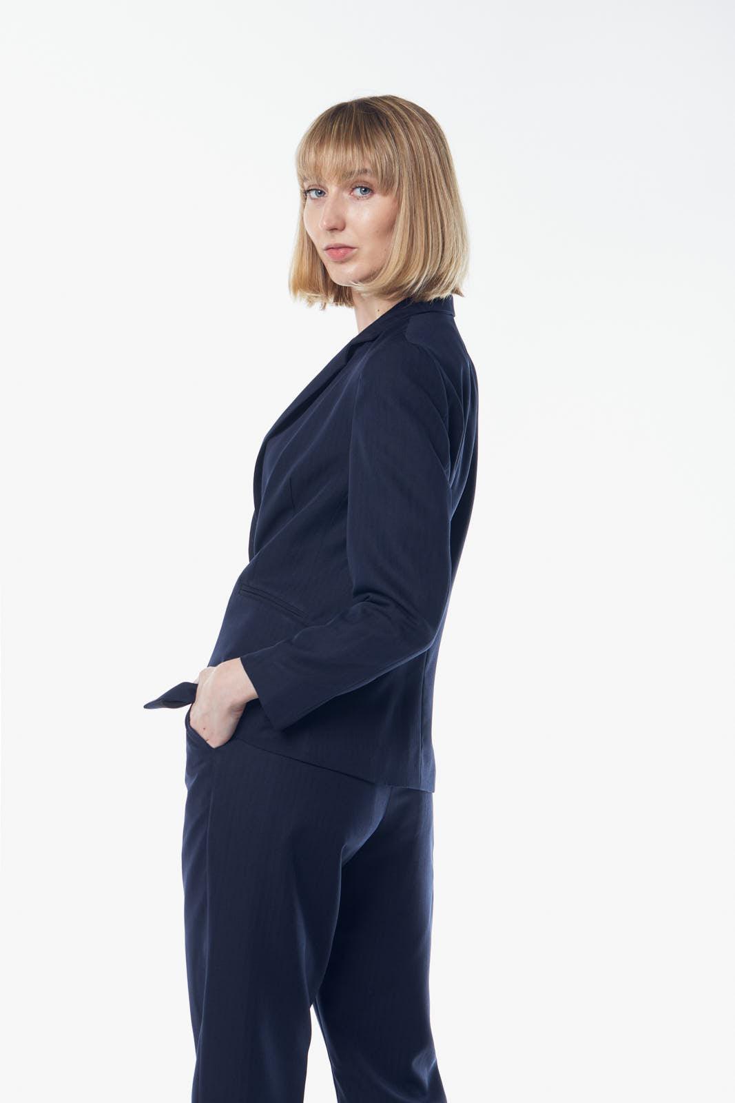 Women's Casual Fit Notched Lapel Woolen Navy Blazer/Suit - Lovez Aqua© - 
