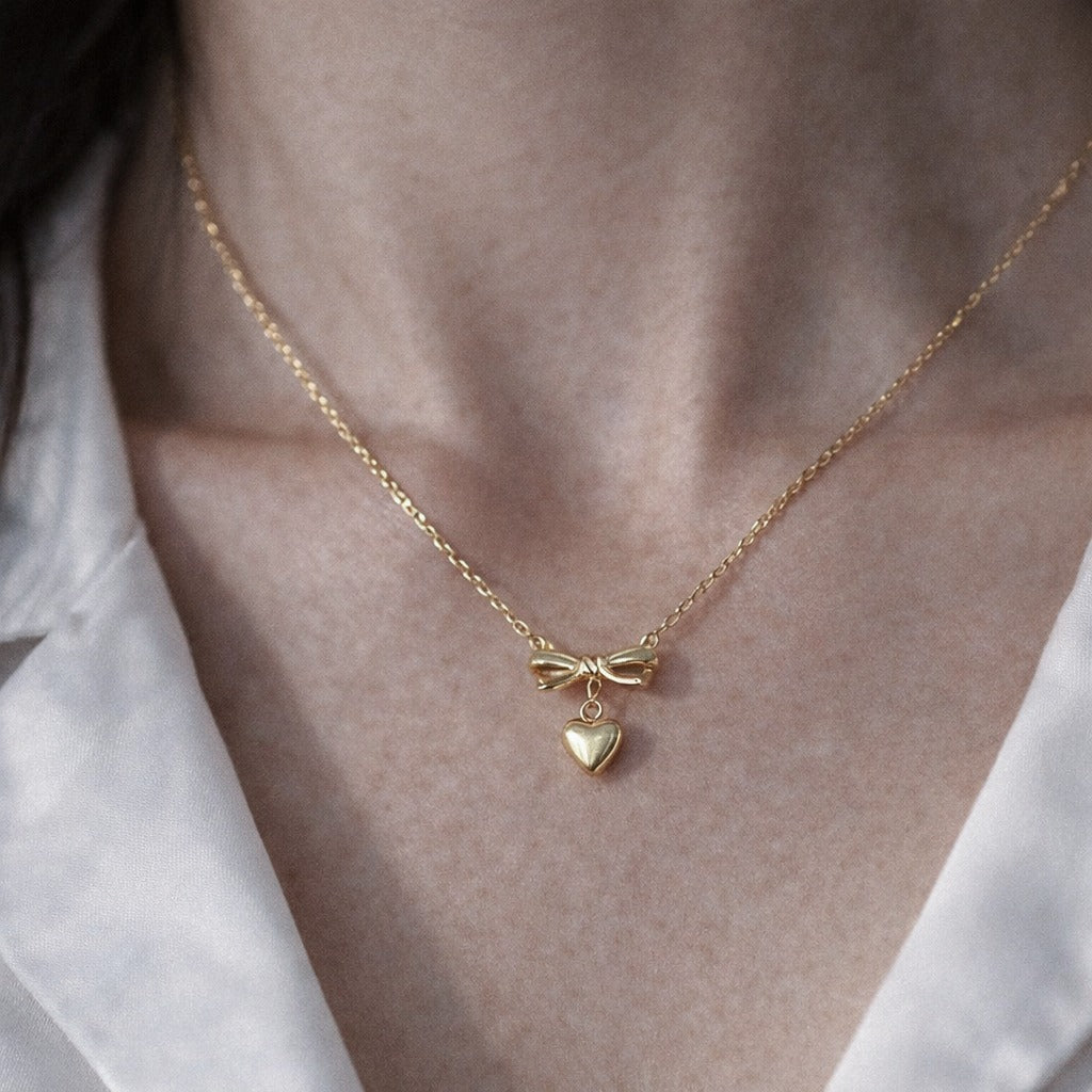 Delicate Golden Heart & Bow Women's Vintage Pendant Necklace